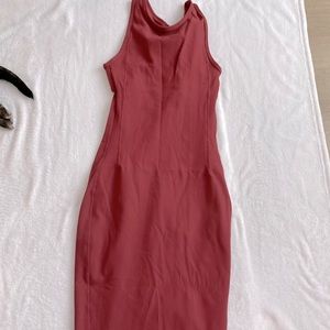 Fitted ribbed midi dress